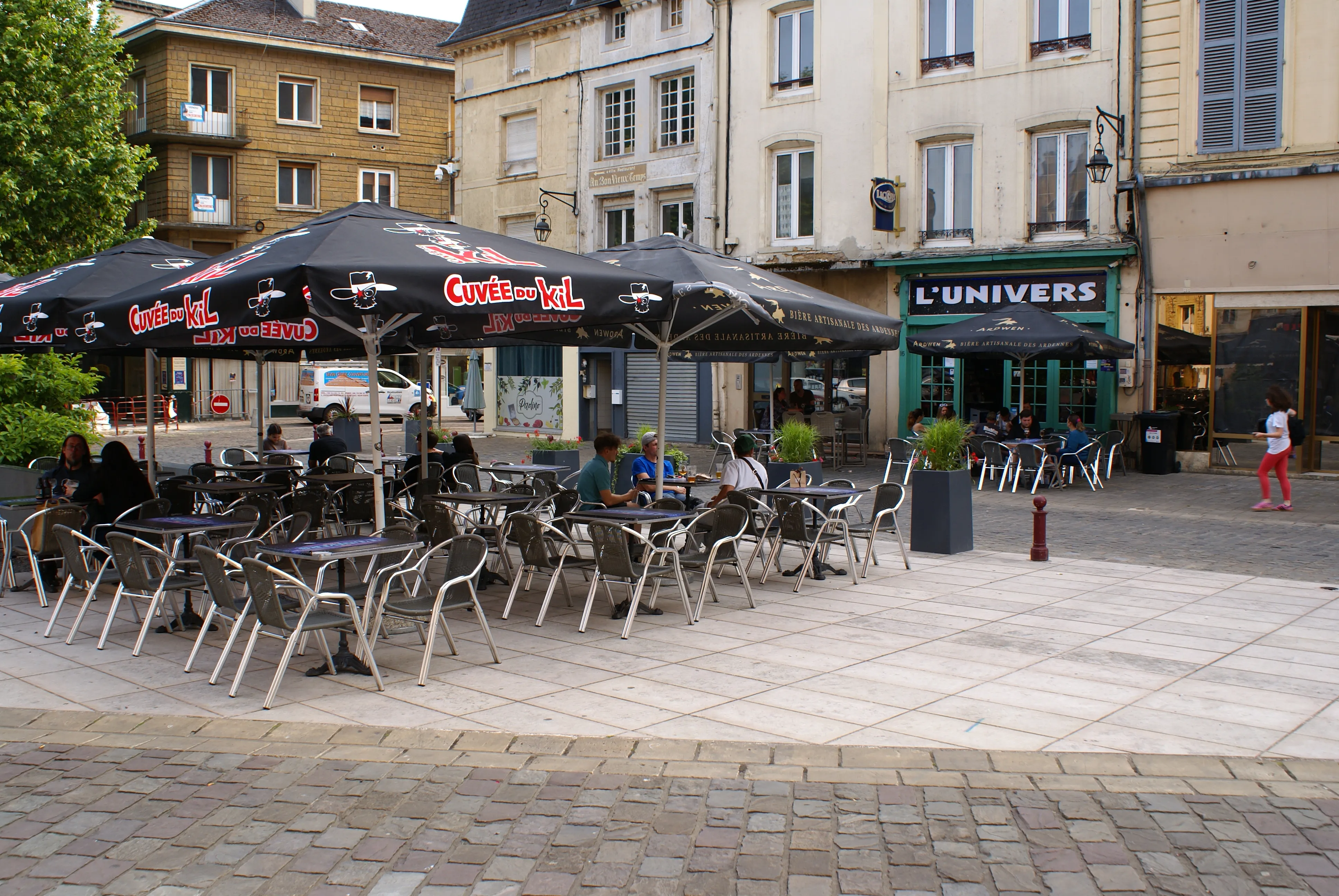 Galerie L'Univers Bar