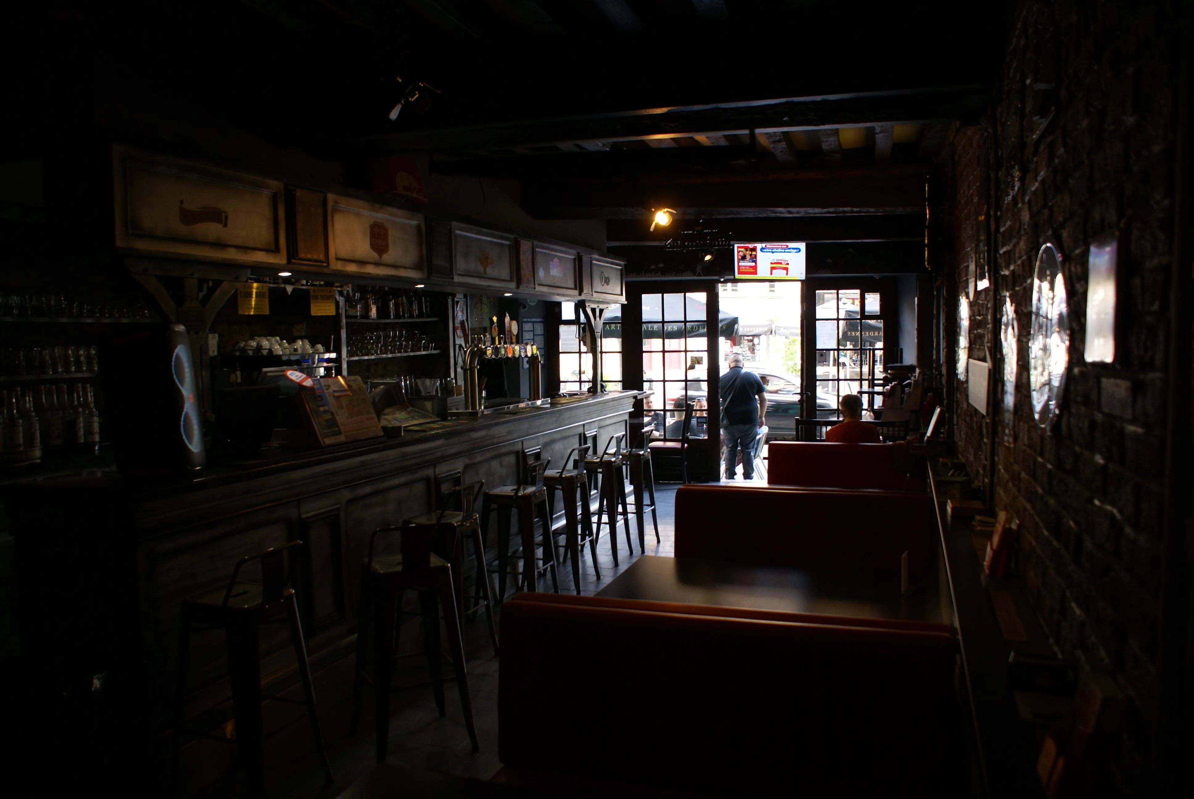 Galerie L'Univers Bar